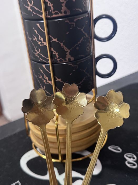 Cani ceramica nefolosite