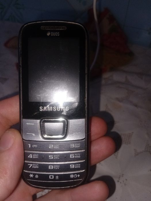 Продам самсунг Е2252