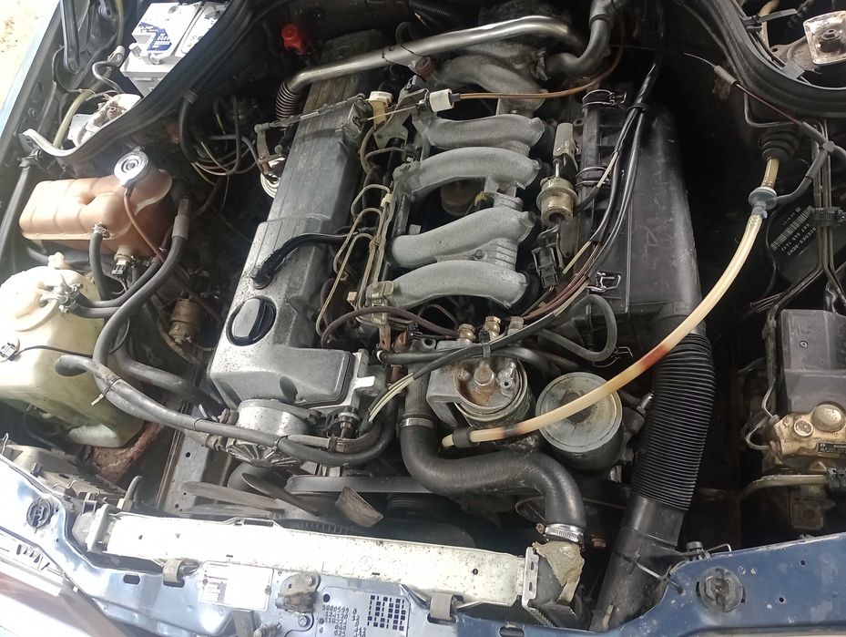 Piese pentru Mercedes W124 300 D