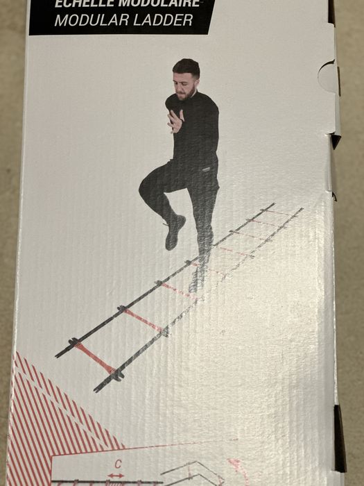 Тренировъчна стълба за футбол