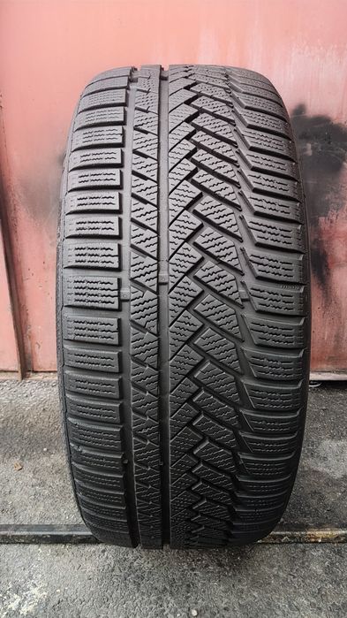 1бр.зимна  гума 235/45/18 Continental TS 850P
dot22
6.87mm
Добро състо