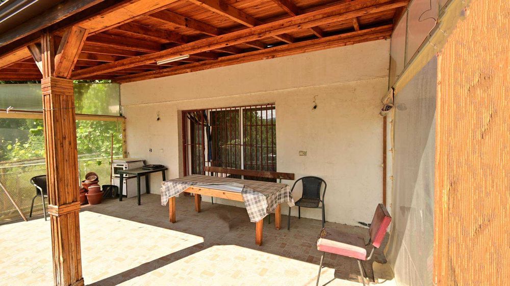 Продава се Къща в с. Студена, Област Перник - 357 кв.м за 698 €/кв.м - Снимка #2