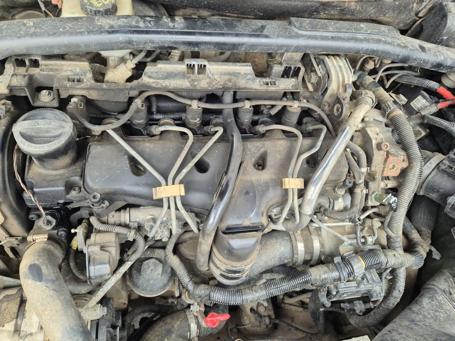 Dezmembrez Volvo XC90 2.4 euro 4 model 2006 2010