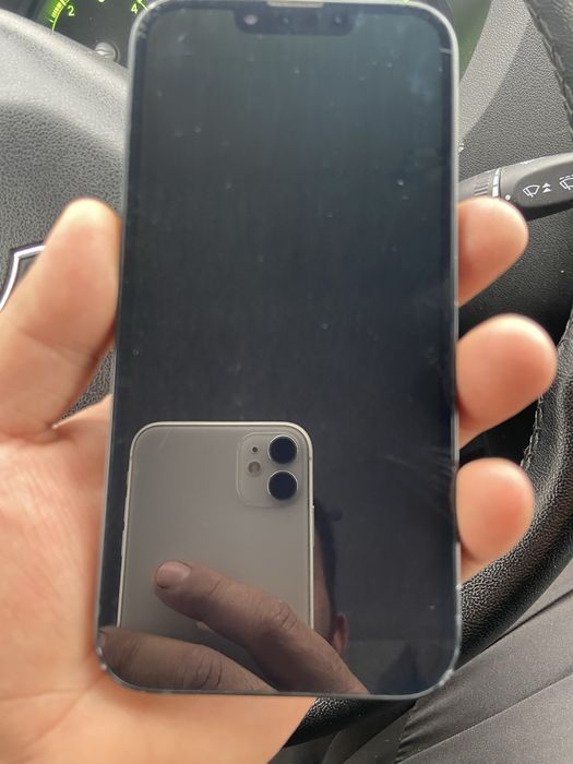 iPhone 13 продам