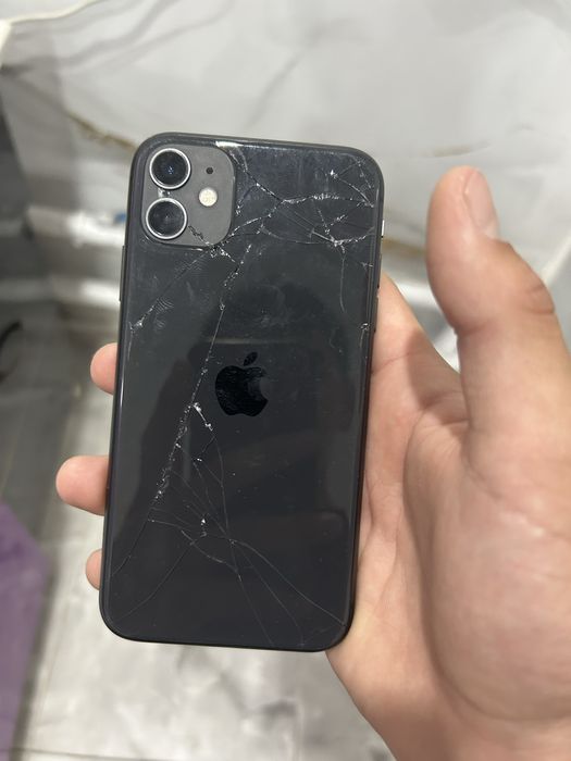 Айфон 11 сатылады