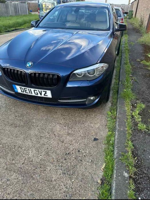 Dezmembrez BMW  Seria 5 F10 an 2011 motor 2.0 disel N47 cutie automata