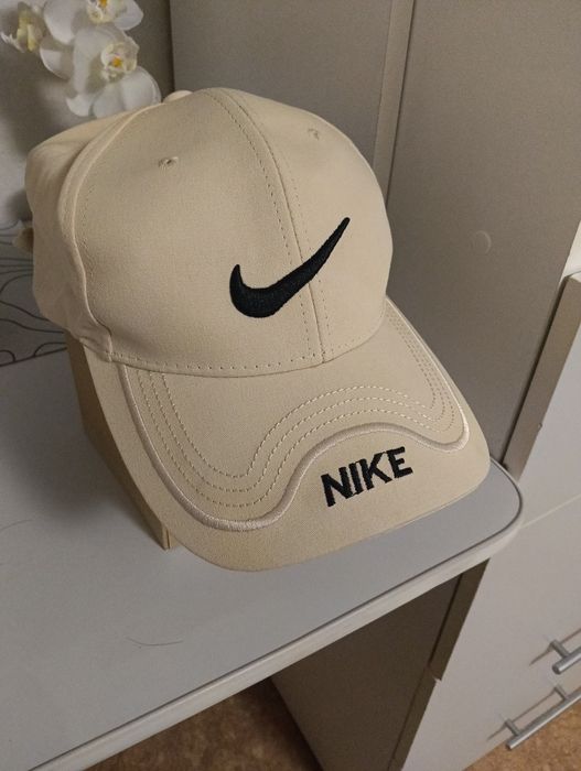 Продам кепочку ..