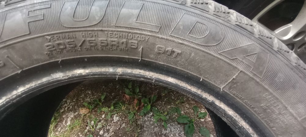 Зимни гуми на един сезон .стоя ли две години в  гаража.