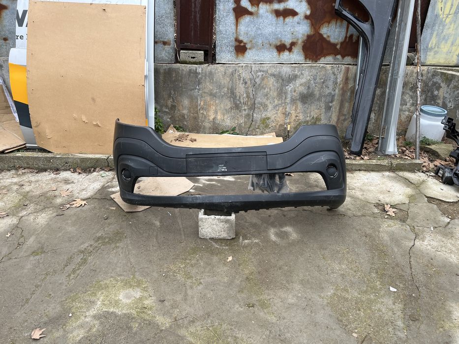 Renault Trafic 2021 предна броня