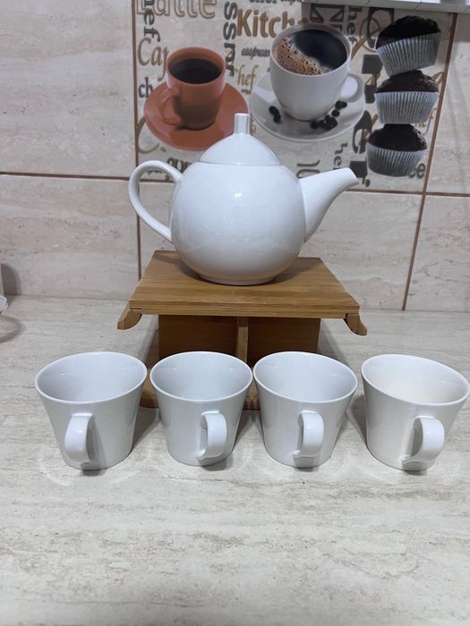 Set ceainic porțelan cu ceșcuțe