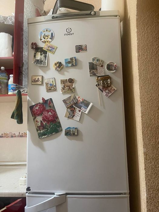 Индезит холаденик продаю