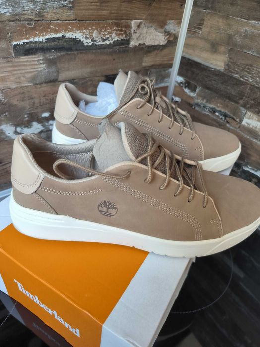Продавам кецове Timberland цвят бежов, N43.5. Топ състояние.