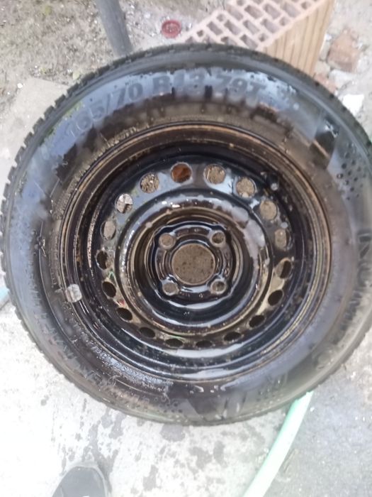 Продавам гуми 165/70/13