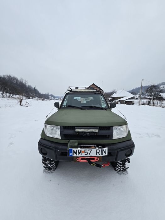 Mitsubishi pajero pinin