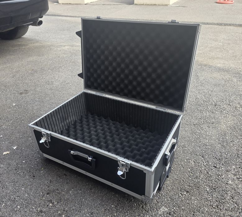 Алуминиев куфар/кейс с колела за фото техника