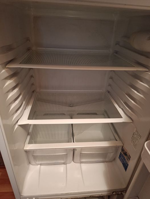 Продам холодильник б/у