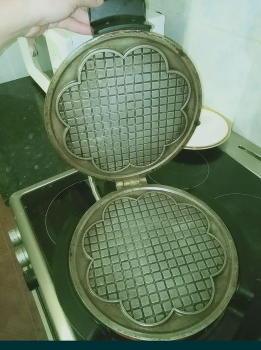 Вафельница советская