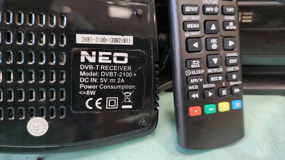 Приемник декодер с 1 година гаранция + антена за ефирна цифрова телевизия NEO DVBT 2100+ DVB-Tuner тунер