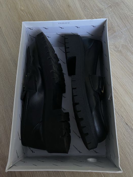 Женские лоферы