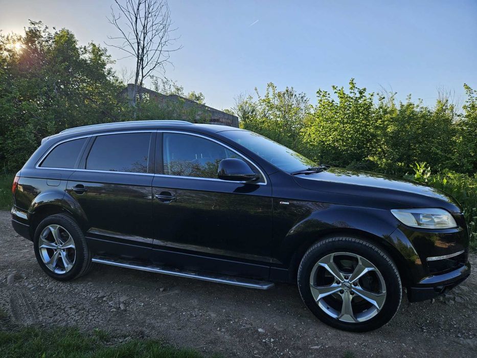 Ауди Q7 3.0 TDI 239HP S-Line
