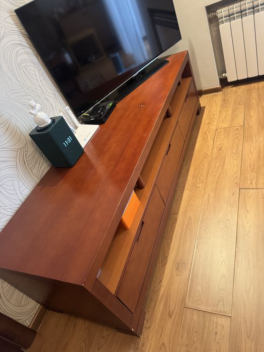 Продается тумба деревянная