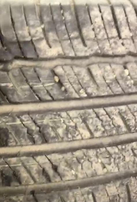 Шины летние б/у 245/50/20 мишлен