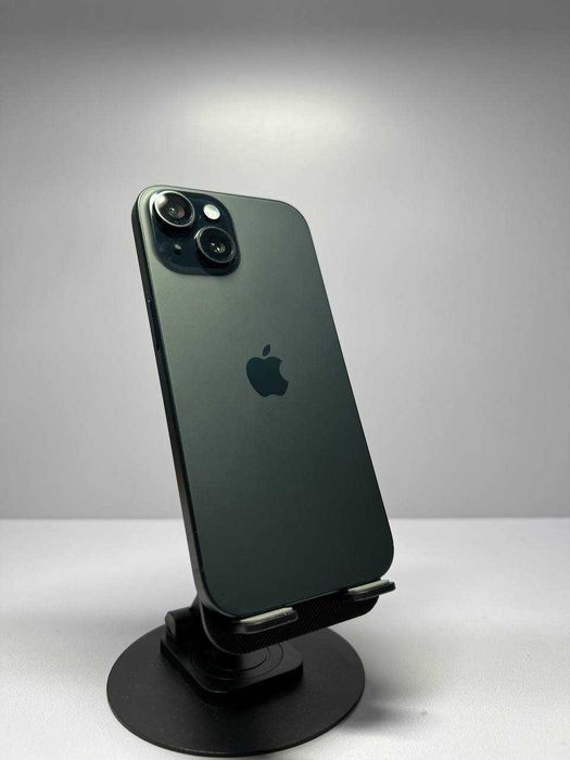 Apple iPhone 15, 128гб /СТ75630