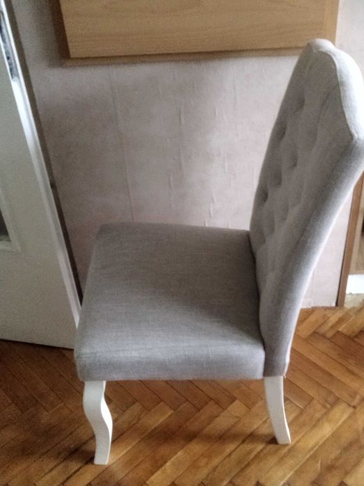 Кухненски стол бял