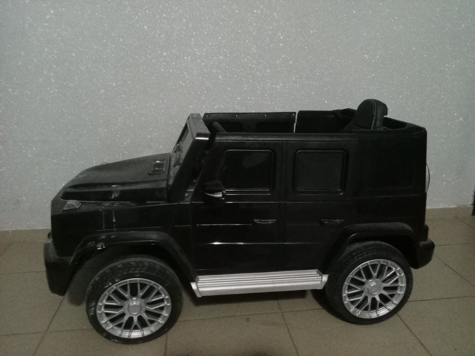 Машинка с аккумулятором