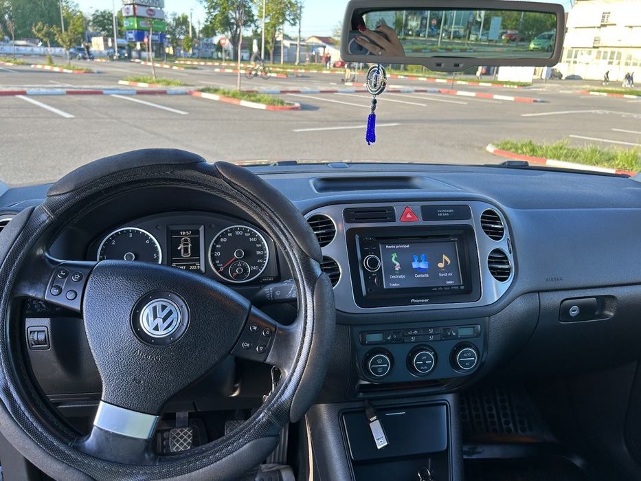 Volkswagen Tiguan 2.0 TDI, cutie manuala