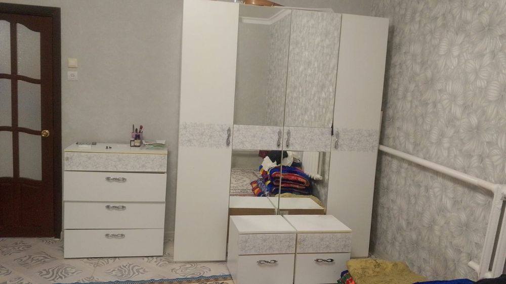 Спальный гарнитур продается