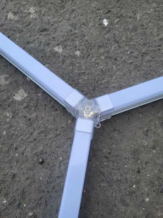 Професионално LED осветление за гараж работилница детайлинг