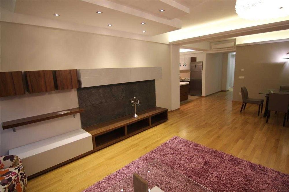 Дава се под наем Тристаен апартамент в Пловдив, Център - 79 кв.м за 198.9 € - Снимка #5