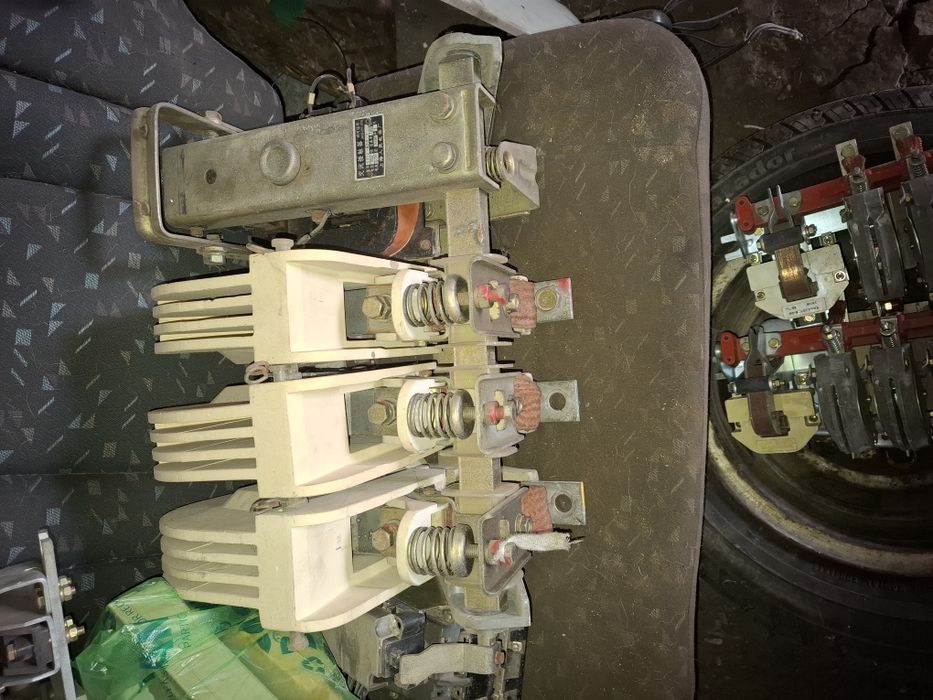 Контактор продаю