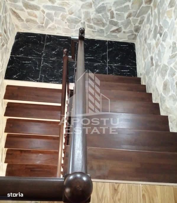 Jumatate de duplex de inchiriat, curte proprie, Ghiroda