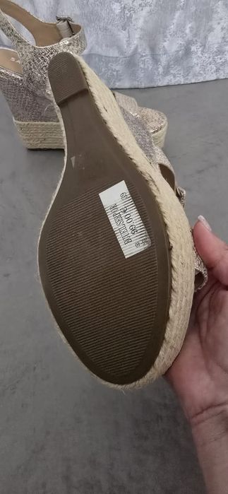 Sandale din piele NOI!