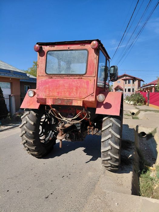 Vand tractor u 650 in stare perfectătel:0751636046