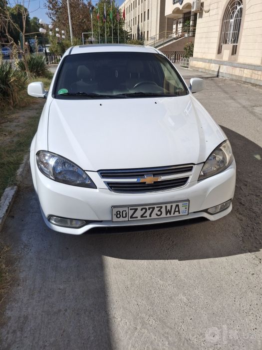 Срочно сотилади жентра автомат