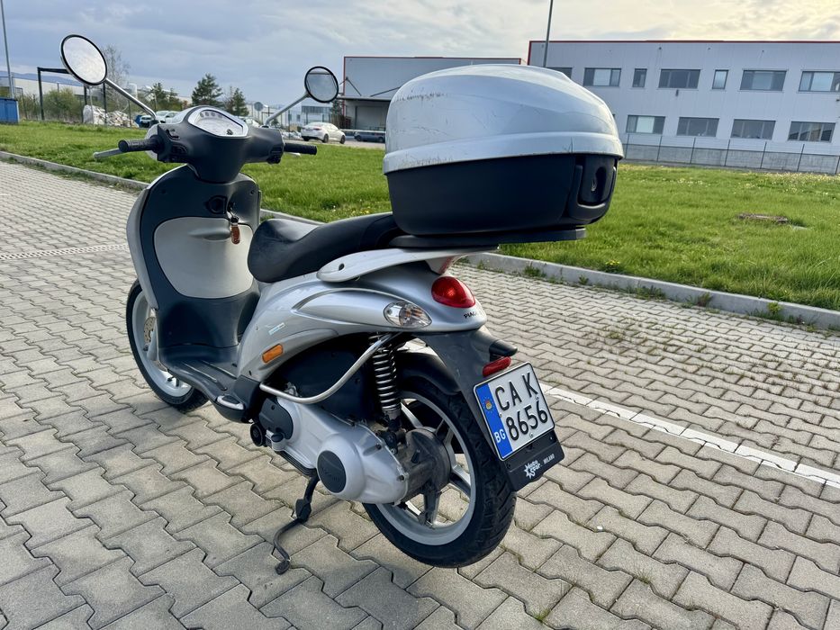 Продавам скутер Piaggio liberty 200i 2004г