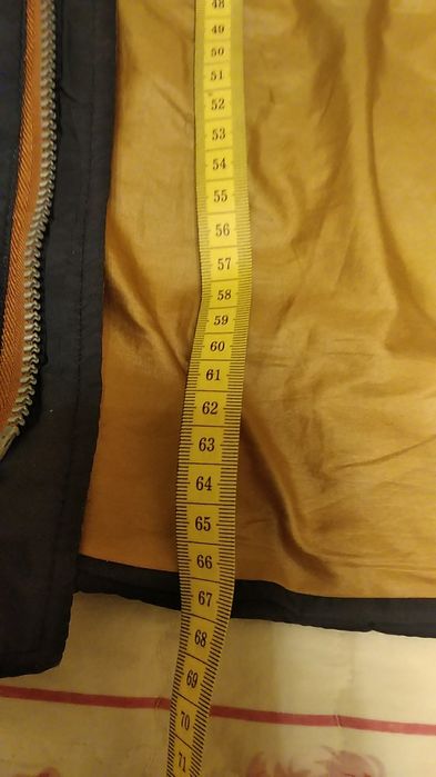 Теплая куртка с капюшоном