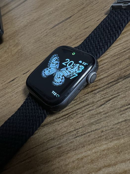 Срочно продается Apple watch series 4 original
