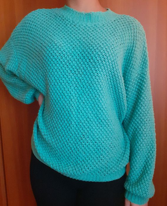 Pulover vernil crosetat
