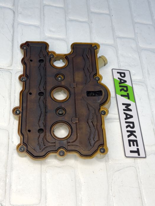 Капак двигател AUDI 3.0TFSI 06E103471P