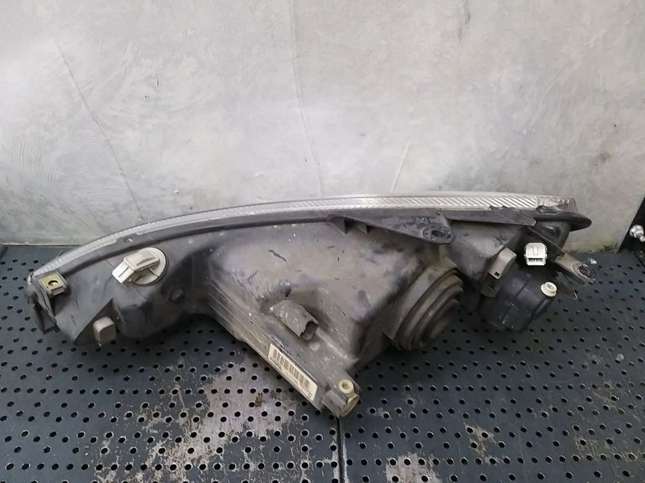 Far dreapta peugeot 206 hatchback 9640559480 89005131