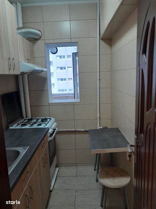 Garsoniera moderna stradal fix la metrou 1 decembrie