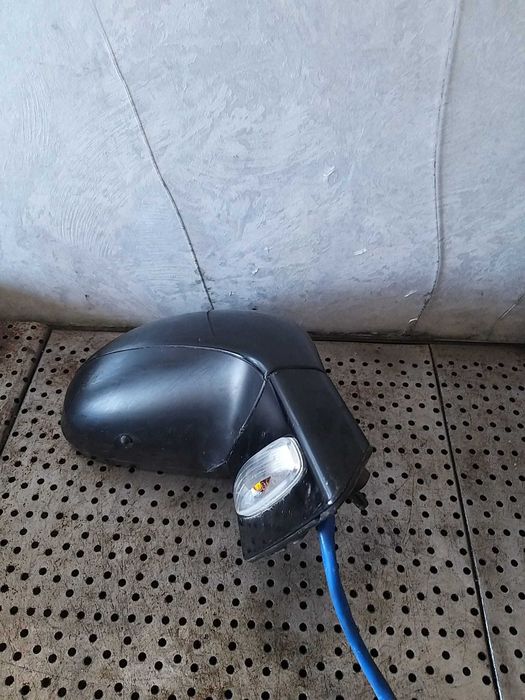 Oglinda electrica dreapta peugeot 308 1 2008