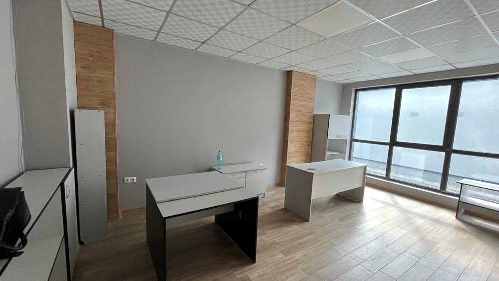 Дава се под наем Офис в Бургас, Изгрев - 40 кв.м за 140 € - Снимка #7