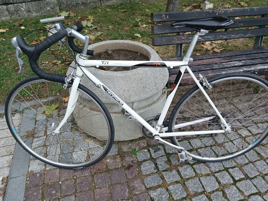 Cursiera  Decatlon T/1 serieR.