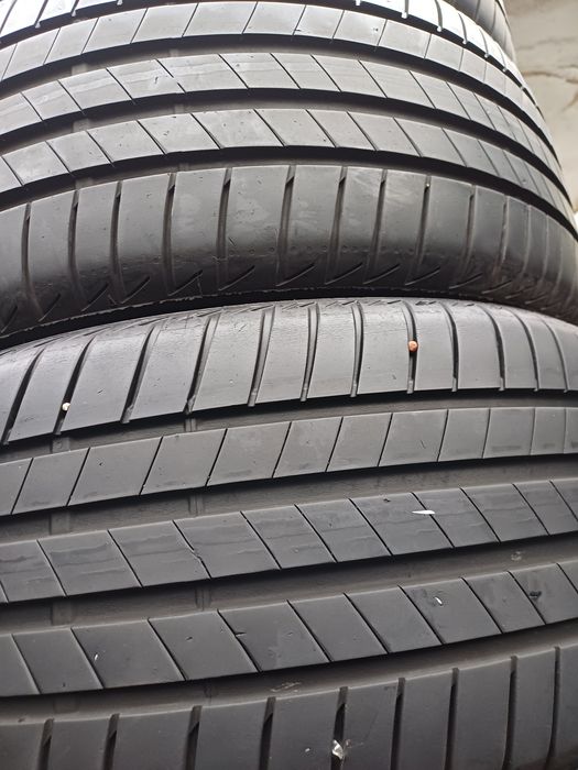 Гуми 235/45/17 Бриджстоун