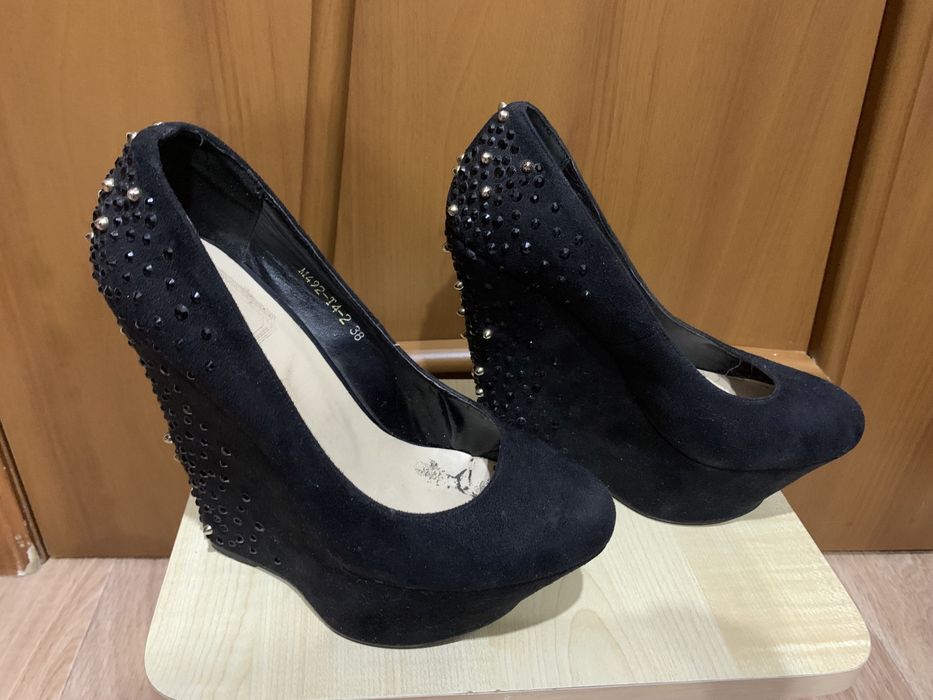 Обувь женская